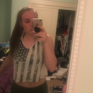 super cute american flag crop top